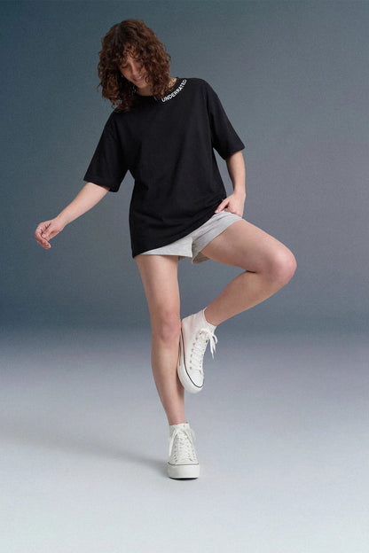 Underrated Curve Black Oversized T-shirt (UNISEX)