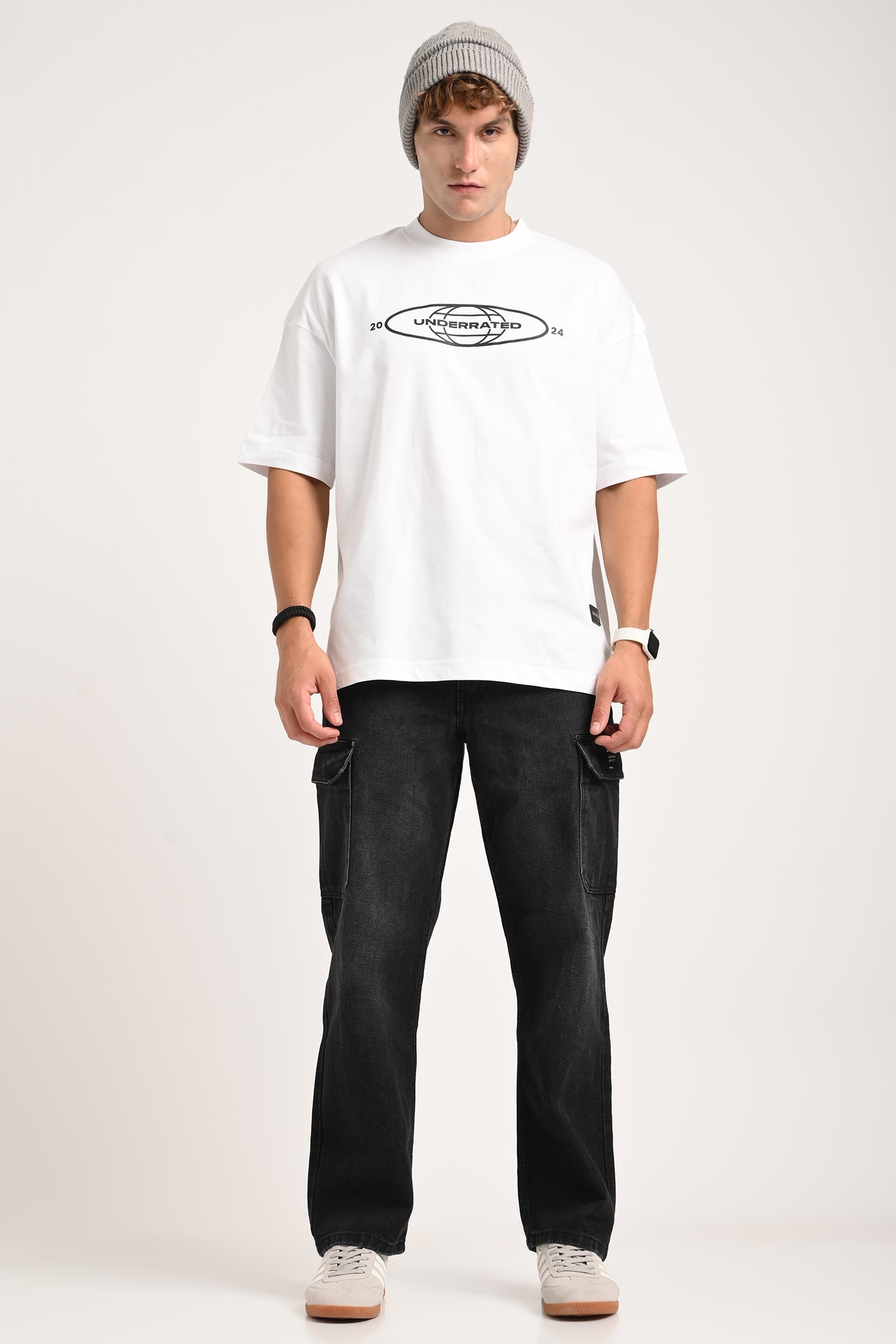 Black 6-Pocket Cargo Jeans For Men - Mid Rise Relaxed Fit