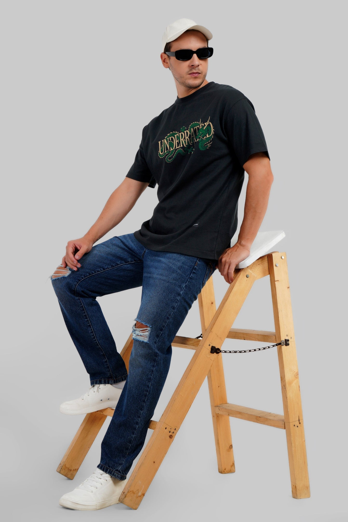 Underrated Dragon Black Oversized Fit T-Shirt Men
